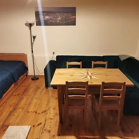 Apartmán Dom K2 Pinczow Exteriér fotografie