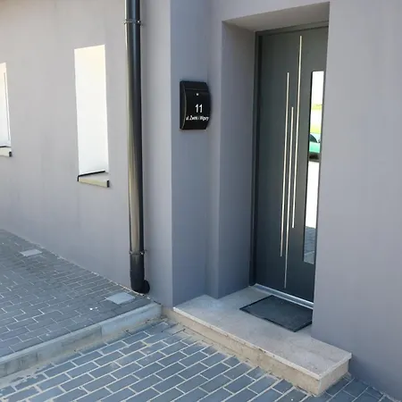 Apartmán Dom K2 Pinczow Exteriér fotografie